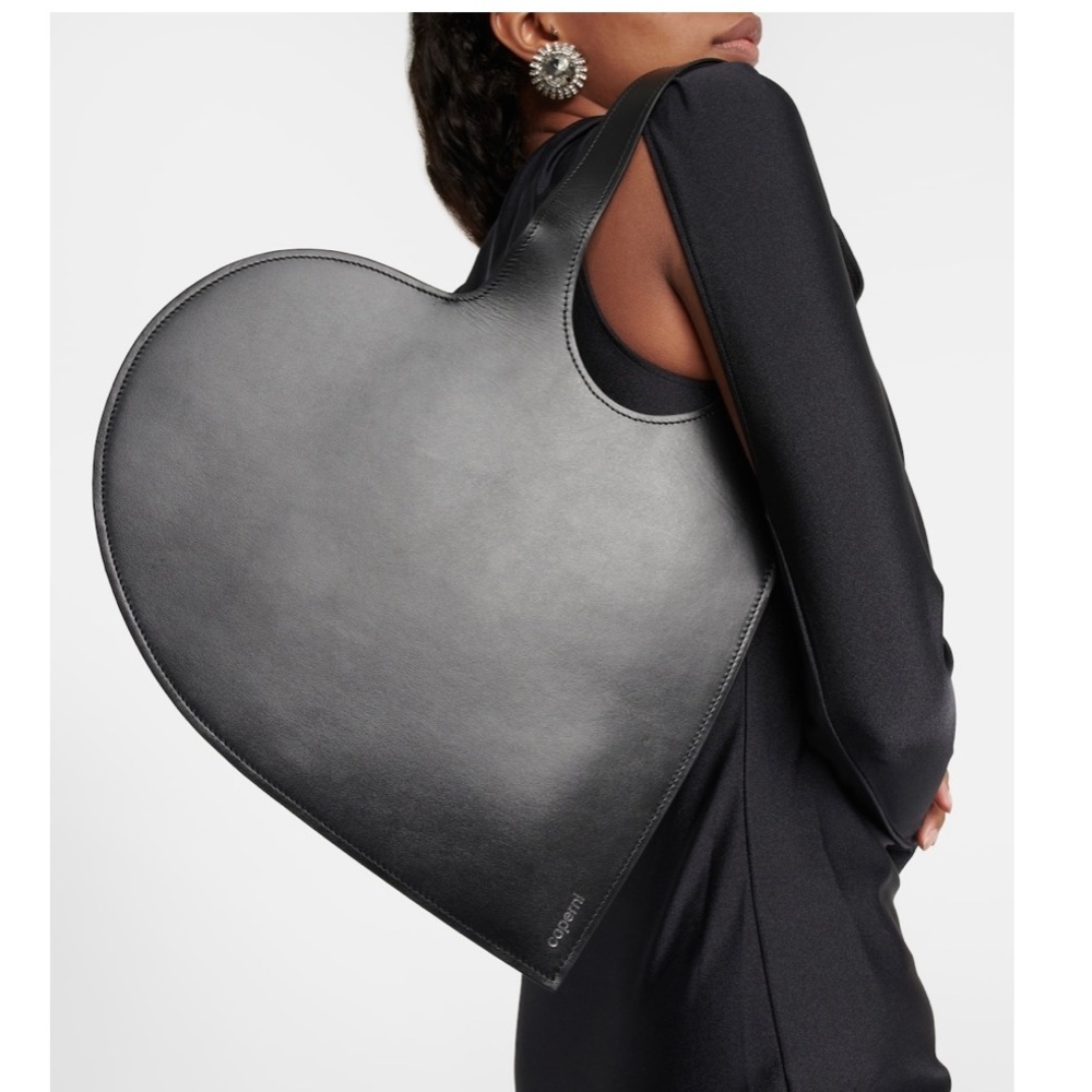 NEW CAPERNI HEART BAG❤️❤️❤️❤️